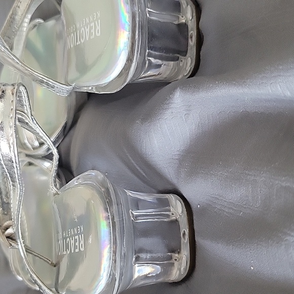 Sandals - Picture 5 of 6